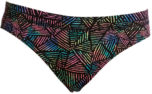 Poison Pop, Sports Brief -alaosa